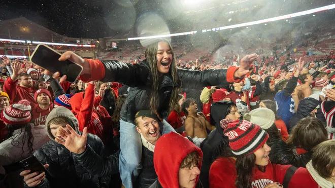 Badgers Bite Back: Wisconsin Upsets No. 23 Washington for First Ranked Win in Four Years